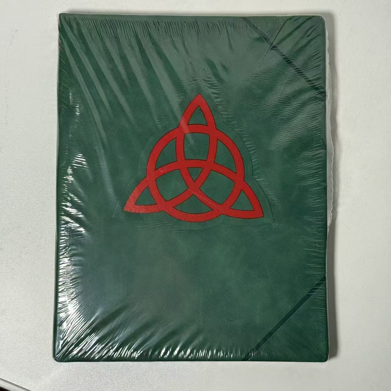 Leatherwork Books - Kelt Triquetra Üçlü Düğüm Sert Kapaklı