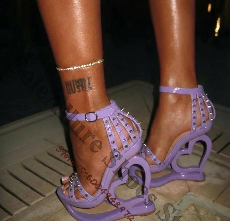 Sıcak Pembe Sivri Uçlu Çivili  - Leather Work Heels incelemesi ve fiyatı